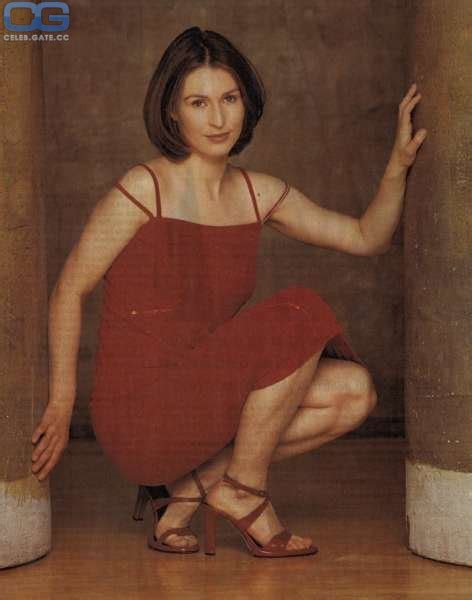 helen baxendale nude